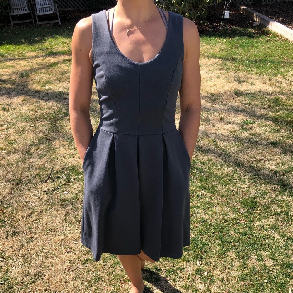Grey knit Bordeaux dress